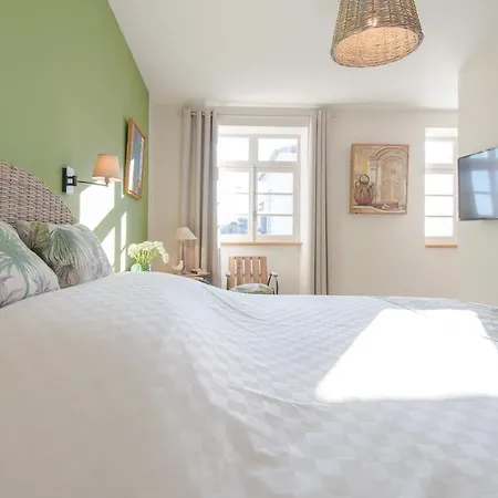 ベッド・アンド・ブレックファスト Sur Le Quai