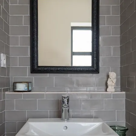 Sur Le Quai ベッド・アンド・ブレックファスト